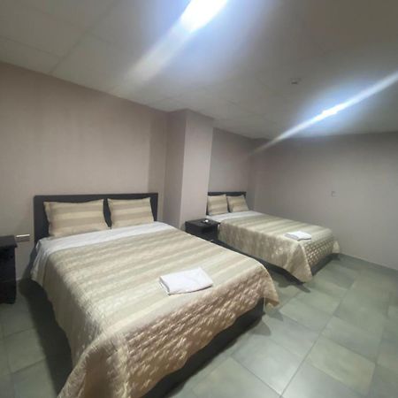 Stelar Hostal Куэнка Экстерьер фото